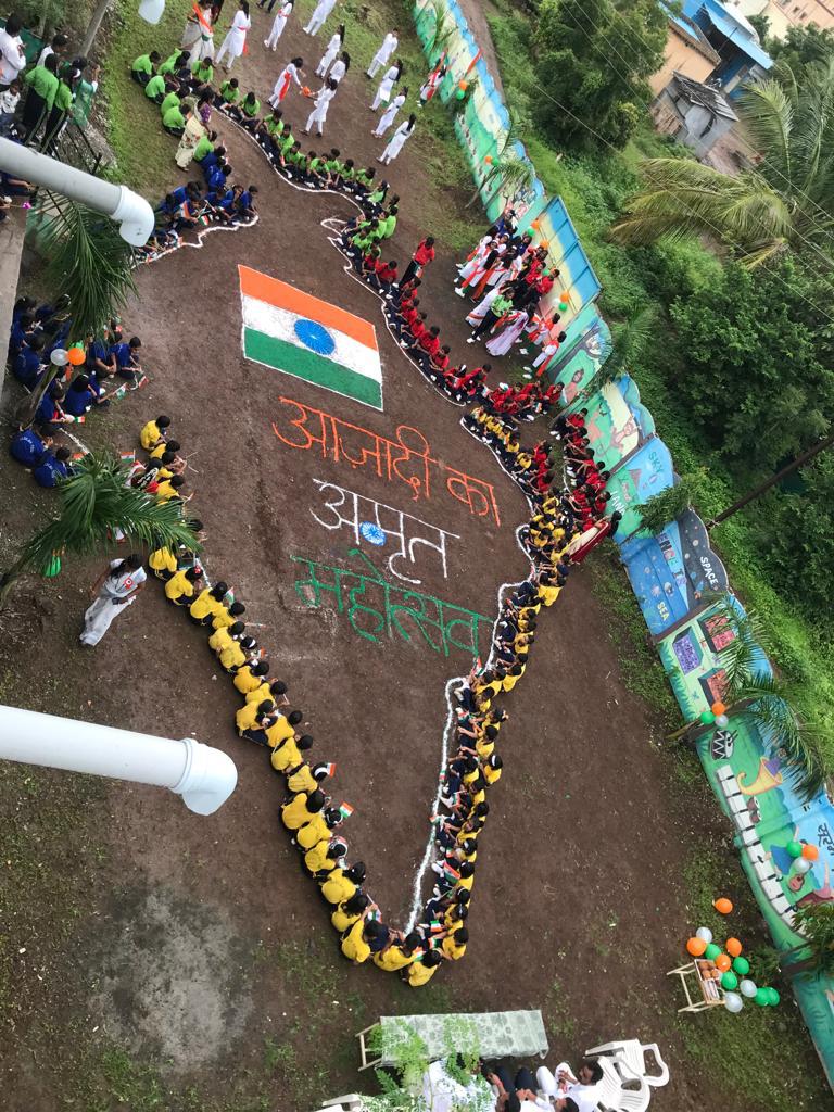 Young students demonstrating science models